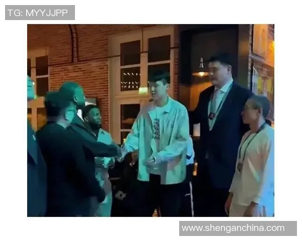 姚明驾驶丰田汽车的背后故事与篮球巨星的生活哲学