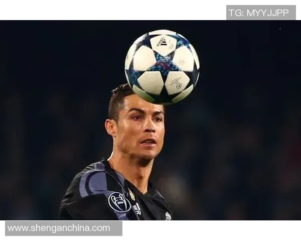 足球明星裤衩压瓦引发热议网友热评背后的趣味故事与文化解读 足球明星裤衩压瓦引发热议网友热评背后的趣味故事与文化解读