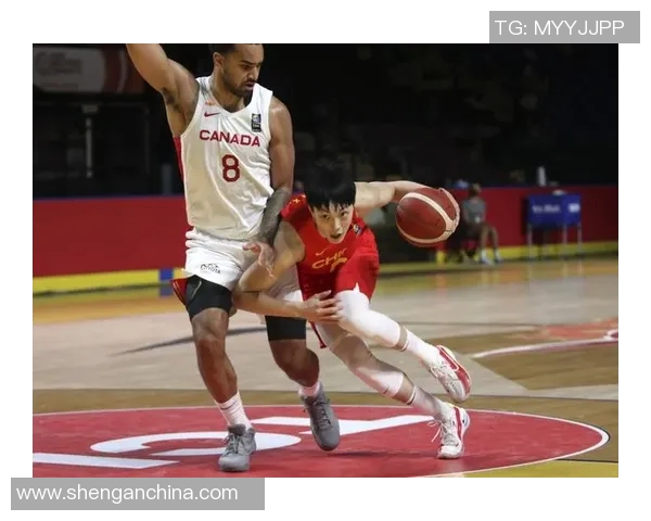 中国篮球对决加拿大队展现实力与激情的精彩较量 中国篮球对决加拿大队展现实力与激情的精彩较量
